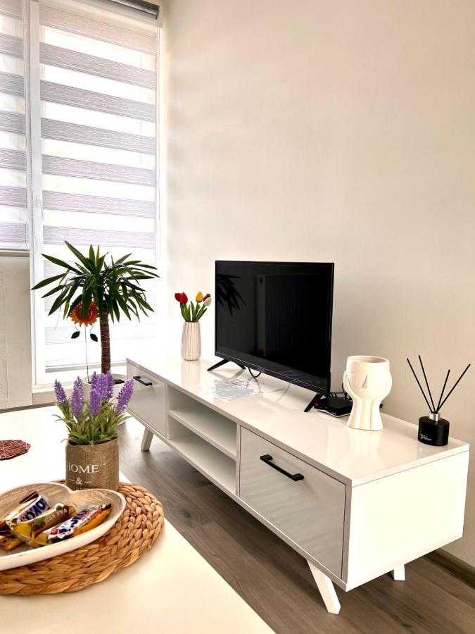 M Apartman Foca Bagian luar foto