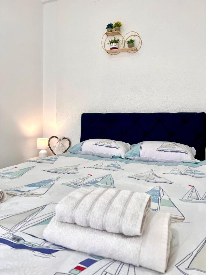 M Apartman Foca Bagian luar foto